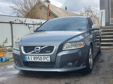 Авто Volvo V50 2010 № 8692742
