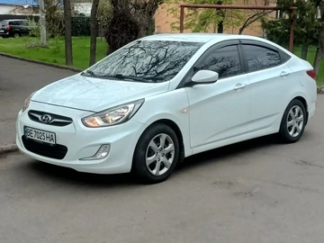 Авто Hyundai Accent 2013 № 8692781