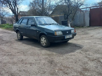 Авто ВАЗ 21099 2000 № 8692829