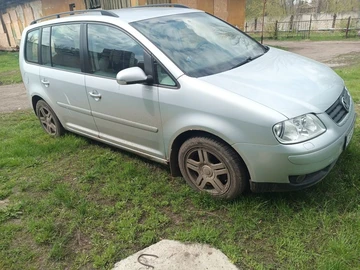 Авто Volkswagen Touran 2006 № 8692846