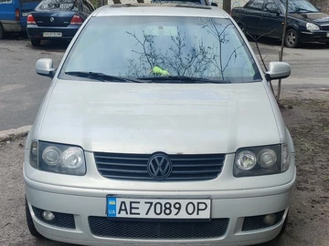 Авто Volkswagen Polo 2000 № 8692878