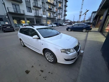 Авто Volkswagen Passat Variant 2010 № 8692931