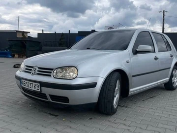 Авто Volkswagen Golf 2005 № 8692935