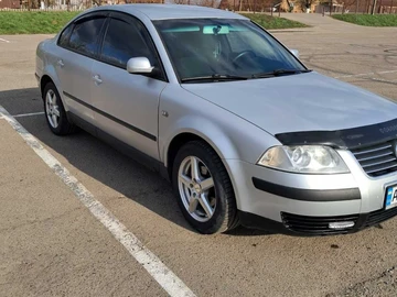 Авто Volkswagen Passat Sedan 2001 № 8693018