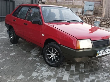 Авто ВАЗ 21099 1993 № 8693087
