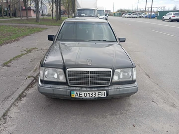 Авто Mercedes 220 1994 № 8693115