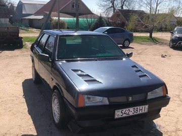 Авто ВАЗ 21099 1995 № 8693219
