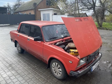 Авто ВАЗ 2107 2000 № 8693238