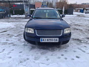 Авто Volkswagen Passat Variant 2005 № 8693240