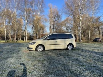 Авто Volkswagen Touran 2013 № 8693243