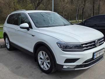 Авто Volkswagen Tiguan 2017 № 8693384