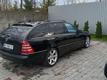 Авто Mercedes 220 2005 № 8693636