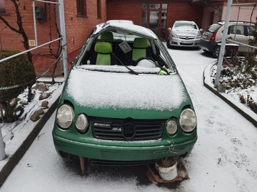 Авто Volkswagen Polo 2000 № 8693639