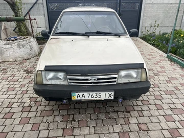 Авто ВАЗ 21099 1998 № 8693645