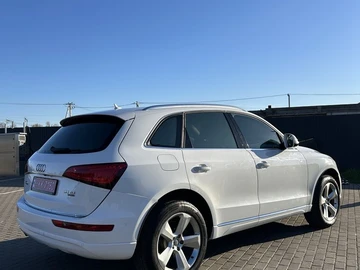 Авто Audi Q5 2015 № 8693768