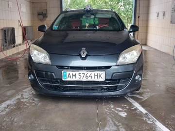 Авто Renault 5 2010 № 8693796