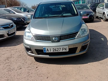 Авто Nissan Versa 2010 № 8693998