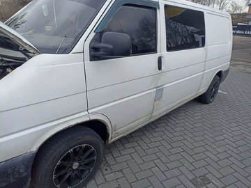 Авто Volkswagen Transporter 2003 № 8694035