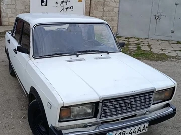 Авто ВАЗ 2107 1987 № 8694336
