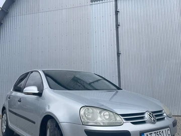 Авто Volkswagen Golf 2004 № 8694394