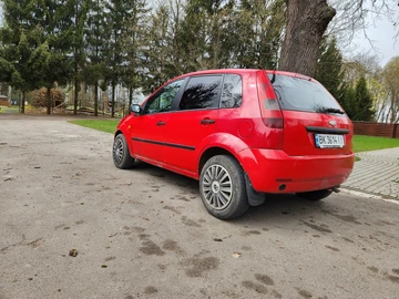 Авто Ford Fiesta 2003 № 8694435
