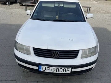 Авто Volkswagen Passat Hatchback 1999 № 8694681