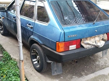Авто ВАЗ 2109 1997 № 8694750