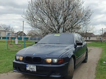 Авто BMW 5 Серия 1999 № 8694778