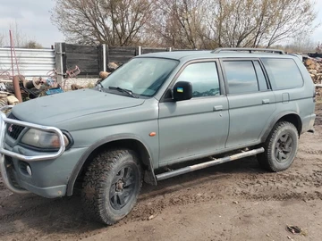 Авто Mitsubishi Pajero Sport 2000 № 8694979