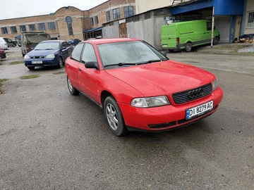 Авто Audi A4 1995 № 8695013