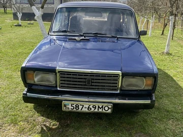 Авто ВАЗ 2107 1985 № 8695192