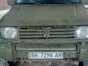 Авто Mitsubishi Pajero 1998 № 8695193
