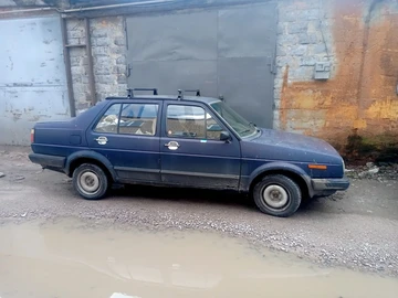 Авто Volkswagen Jetta 1984 № 8695215