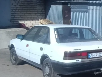 Авто Mazda 626 1988 № 8695219