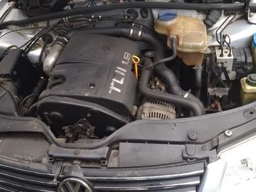 Авто Volkswagen Passat Sedan 1997 № 8695796