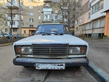 Авто ВАЗ 2107 1998 № 8696041