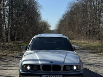 Авто BMW 5 Серия 1989 № 8696103