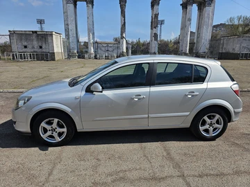 Авто Opel Astra 2005 № 8696249
