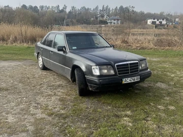 Авто Mercedes 220 1995 № 8696293