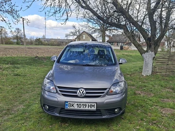 Авто Volkswagen Golf Plus 2006 № 8696319