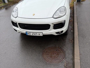 Авто Porsche Cayenne 2018 № 8696331