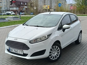 Авто Ford Fiesta 2015 № 8696567
