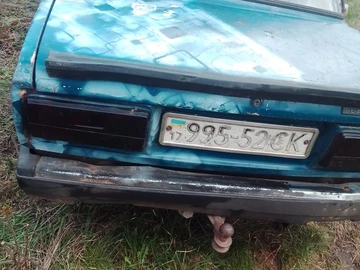 Авто ВАЗ 2107 1988 № 8696608