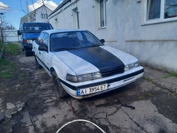 Авто Mazda 626 1990 № 8696617