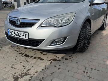 Авто Opel Astra 2012 № 8696621