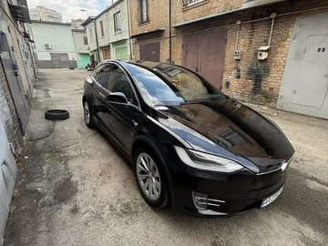 Авто Tesla Model X 2017 № 8696644