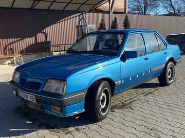 Авто Opel Ascona 1987 № 8697016