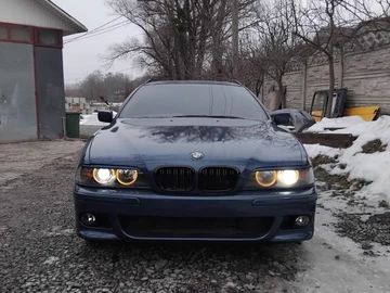 Авто BMW 5 Серия 2002 № 8697040