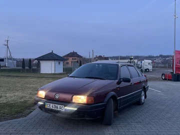 Авто Volkswagen Passat Sedan 1990 № 8697085