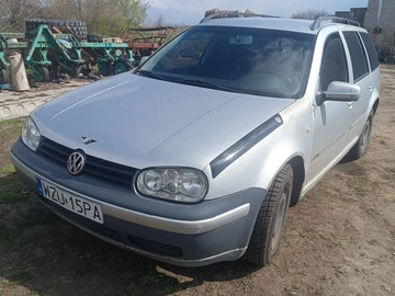 Авто Volkswagen Golf 2001 № 8697130